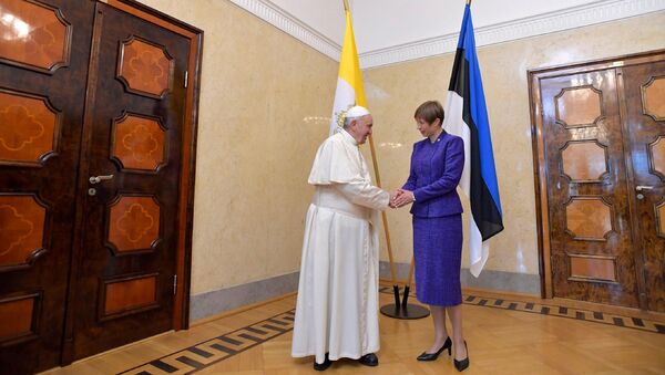 Встреча Папы Франциска и президента Эстонии Керсти Кальюлайд в Президентском дворце в Таллинне - Sputnik Латвия