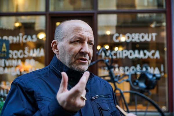 Закрытие магазина CIKU CAKU: традиции, которые не нужны Закрытие магазина CIKU CAKU: традиции, которые не нужны - Sputnik Латвия