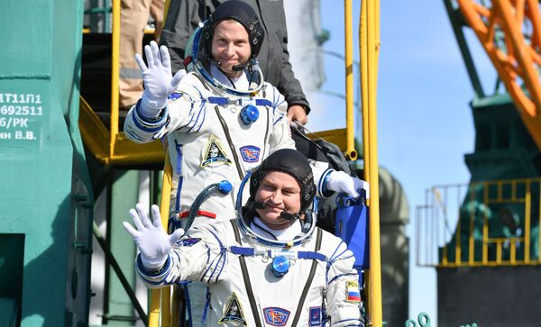 Raķetes ar jauno SKS ekipāžu palaišanas brīdī notika avārija, kosmonauti ir dzīvi Raķetes ar jauno SKS ekipāžu palaišanas brīdī notika avārija, kosmonauti ir dzīvi - Sputnik Latvija