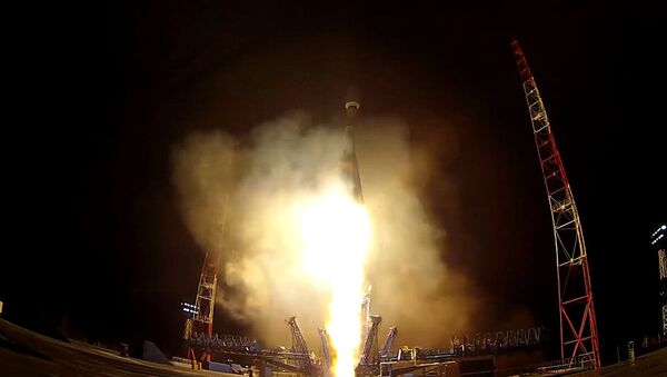 Ракету-носитель Союз-2.1б запустили с космодрома Плесецк - кадры старта - Sputnik Латвия