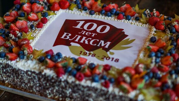 100 лет комсомола - Sputnik Латвия
