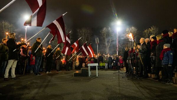 Факельное шествие в Риге - Sputnik Latvija