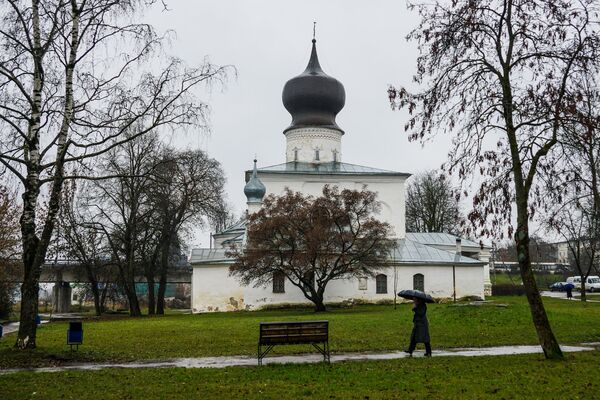 Не отверженные: на пути к Пыталову - кусочку земли, от которого Латвия отказалась Не отверженные: на пути к Пыталову - кусочку земли, от которого Латвия отказалась - Sputnik Латвия
